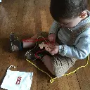 produit-jouet-eveil-jouet-a-lacer-photo2 (1).webp