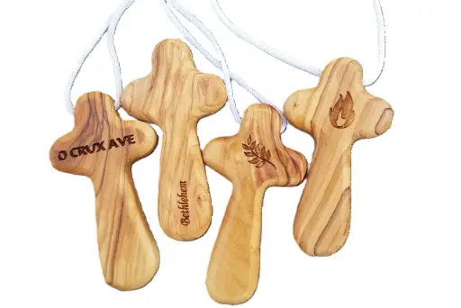 [1000000008142] CROIX AU CHOIX EN BOIS D'OLIVIER 9CM- SOUTIEN BETHLEHEM
