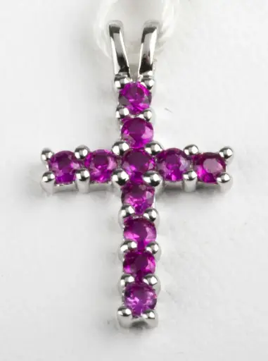 [3700344846254] CROIX DE COU EN ARGENT 925 °/°° SERTIE DE ZIRCONIUM ROSE H. 1,5 CM (0,88 G).